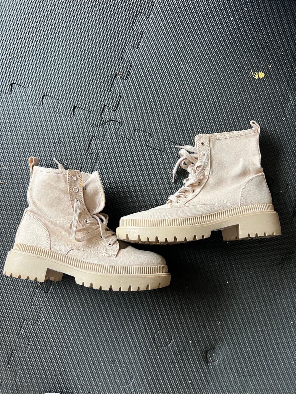 H&M Beige Canvas Combat Boots — Women's Lace-Up Ankle Boots